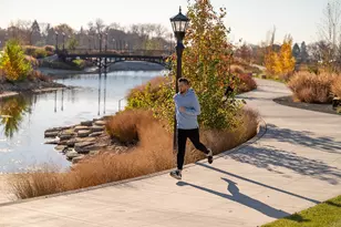 849 Sweetwater Dr, Saint Paul, MN 55116 - Photo 3