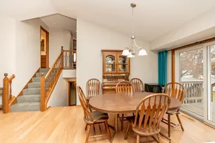 1817 Ruby Cir, Shakopee, MN 55379 - Photo 7