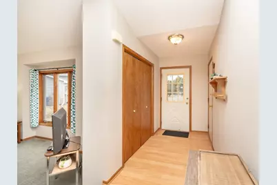 1817 Ruby Circle, Shakopee, MN 55379 - Photo 3