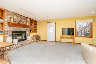 1817 Ruby Cir, Shakopee, MN 55379 - Photo 23