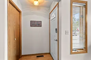 420 Village Ct, Cambridge, MN 55008 - Photo 3