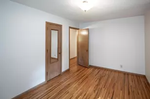 5409 Miracle Ln, Minnetonka, MN 55345 - Photo 13