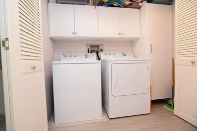 5697 Green Circle Drive #208, Hopkins, MN 55343 - Photo 15