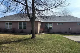 2508 7th Ave SE, Willmar, MN 56201 - Photo 3