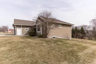 1305 Jessie Ct, Fergus Falls, MN 56537 - Photo 13