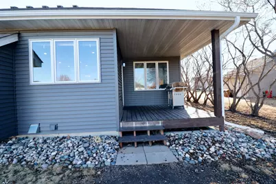 211 8th Avenue NW, New Prague, MN 56071 - Photo 5