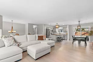 7404 Laredo Dr, Chanhassen, MN 55317 - Photo 5