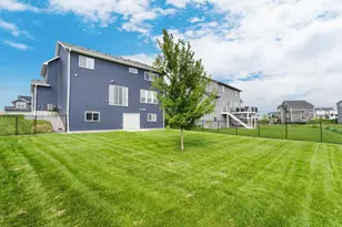 7074 182nd St W, Lakeville, MN 55044 - Photo 5