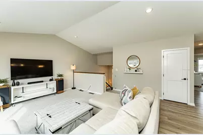 5634 56th Street NW, Rochester, MN 55901 - Photo 7