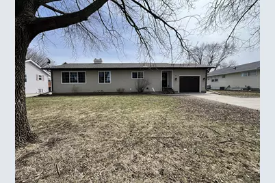 25 4th Avenue SE, Clara City, MN 56222 - Photo 1