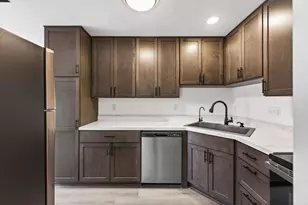 5127 84th Ct N, Brooklyn Park, MN 55443 - Photo 13