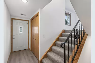 5127 84th Court N, Brooklyn Park, MN 55443 - Photo 3