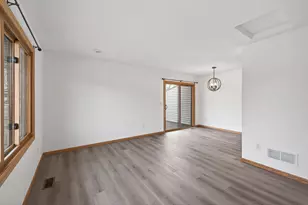 5127 84th Ct N, Brooklyn Park, MN 55443 - Photo 5