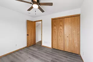 5127 84th Ct N, Brooklyn Park, MN 55443 - Photo 17