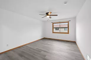 5127 84th Ct N, Brooklyn Park, MN 55443 - Photo 19