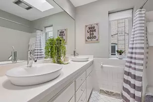 2726 Humboldt Ave S, Minneapolis, MN 55408 - Photo 29