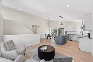 739 Magoo Rd, Hudson, WI 54016 - Photo 9