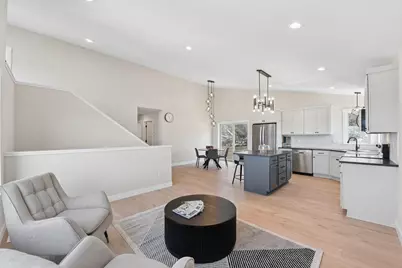 739 Magoo Road, Hudson, WI 54016 - Photo 9