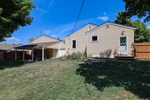 9632 Pleasant Ave S, Bloomington, MN 55420 - Photo 17