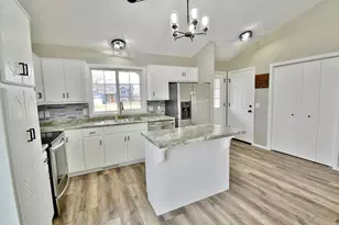 613 7th St S, Sartell, MN 56377 - Photo 7