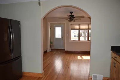 213 Brown Street W, Comfrey, MN 56019 - Photo 3