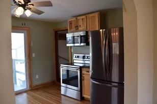 213 Brown St W, Comfrey, MN 56019 - Photo 7