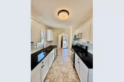 993 Roma Avenue, Roseville, MN 55113 - Photo 5