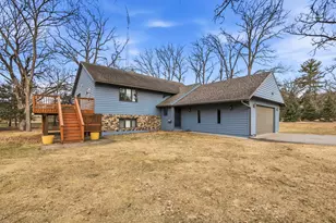 302 N Hickory St, Royalton, MN 56373 - Photo 39