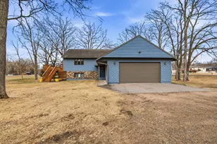 302 N Hickory St, Royalton, MN 56373 - Photo 31