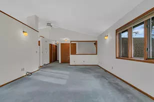 302 N Hickory St, Royalton, MN 56373 - Photo 5