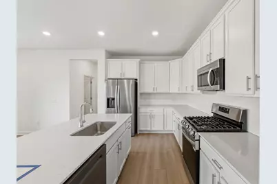 18607 Ivanhoe Street NW, Elk River, MN 55330 - Photo 5