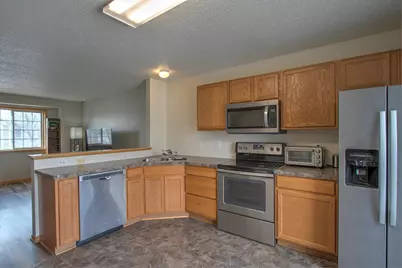 142 19th Avenue SE, Cambridge, MN 55008 - Photo 5