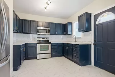 363 Geranium Avenue E, Saint Paul, MN 55130 - Photo 7