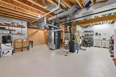 2331 Glacier Way, Hastings, MN 55033 - Photo 37