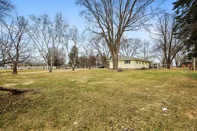 635 Edgemont Drive NE, Saint Cloud, MN 56304 - Photo 45