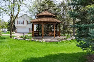 7466 Derby Ln, Shakopee, MN 55379 - Photo 17