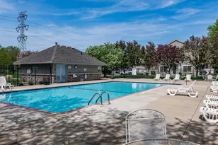 7466 Derby Ln, Shakopee, MN 55379 - Photo 15