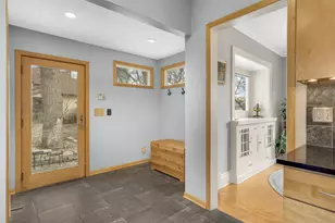 2414 W 54th St, Minneapolis, MN 55410 - Photo 15