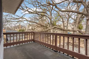 2414 W 54th St, Minneapolis, MN 55410 - Photo 21