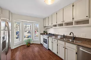 1946 Dupont Ave S, Minneapolis, MN 55403 - Photo 11