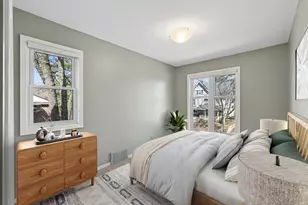 1946 Dupont Ave S, Minneapolis, MN 55403 - Photo 21