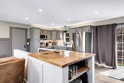 18316 Everglade Drive NE, Wyoming, MN 55092 - Photo 7