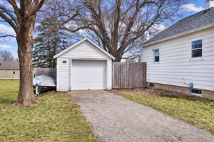 1801 E Oakland Ave, Austin, MN 55912 - Photo 7