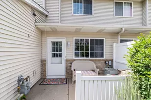 8870 92nd St S, Cottage Grove, MN 55016 - Photo 1