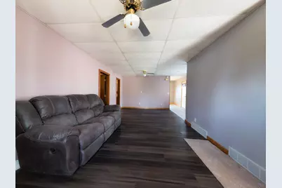 323 10th Street N, Breckenridge, MN 56520 - Photo 3