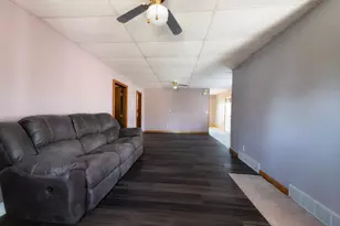 323 10th St N, Breckenridge, MN 56520 - Photo 3