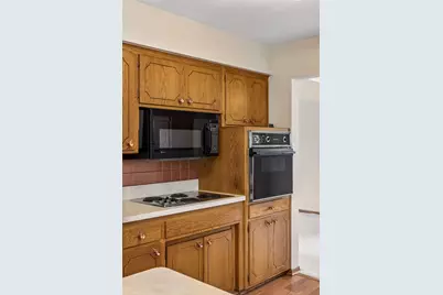 176 Emerson Avenue W, West Saint Paul, MN 55118 - Photo 13