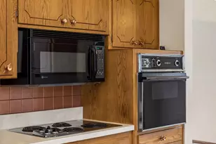 176 Emerson Ave W, West Saint Paul, MN 55118 - Photo 13