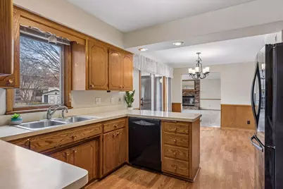 176 Emerson Avenue W, West Saint Paul, MN 55118 - Photo 11