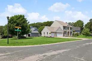 4299 Westchester Cir, Eagan, MN 55123 - Photo 59